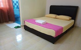 Rose Condo@ Cocobay Beach Resort